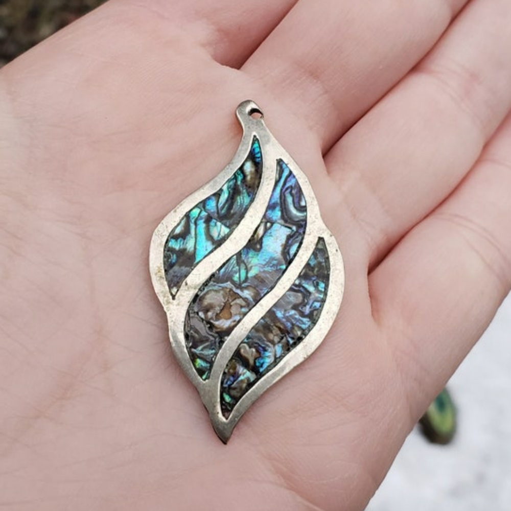 Vintage Abalone Shell Alpaca Silver Mexican Pendant